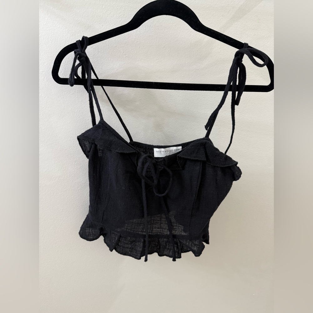 Linen black tank top 
Size medium barely worn
Tie straps,
Side zipper